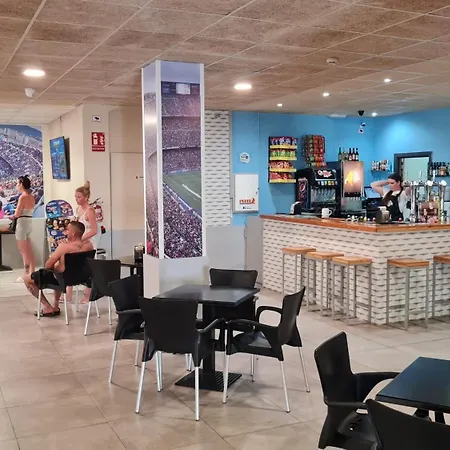 Apartamento Con Piscina En Salou Exterior photo